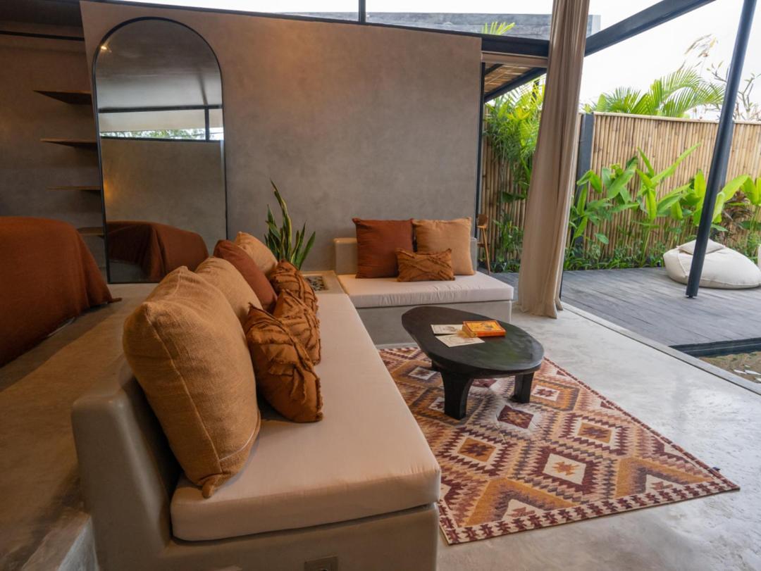 Elemen Uluwatu Villas Exterior photo